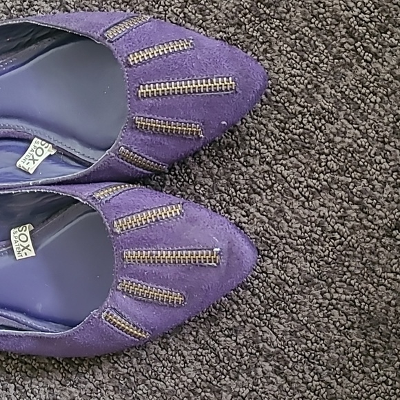 Purple Pointy Flats - Picture 4 of 5